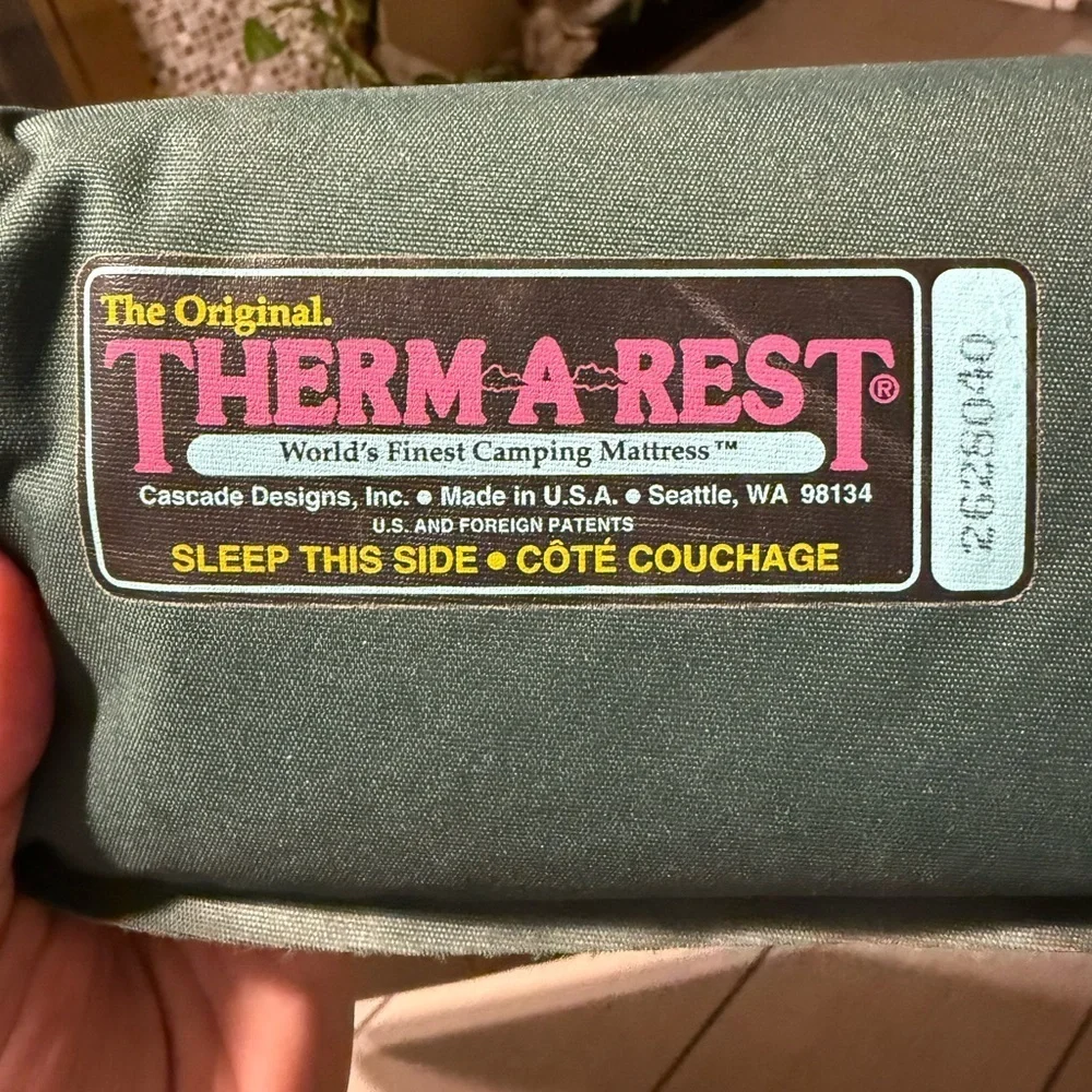 Inflatable Thermarest Mattress Pad in Olive Green - Camping gear